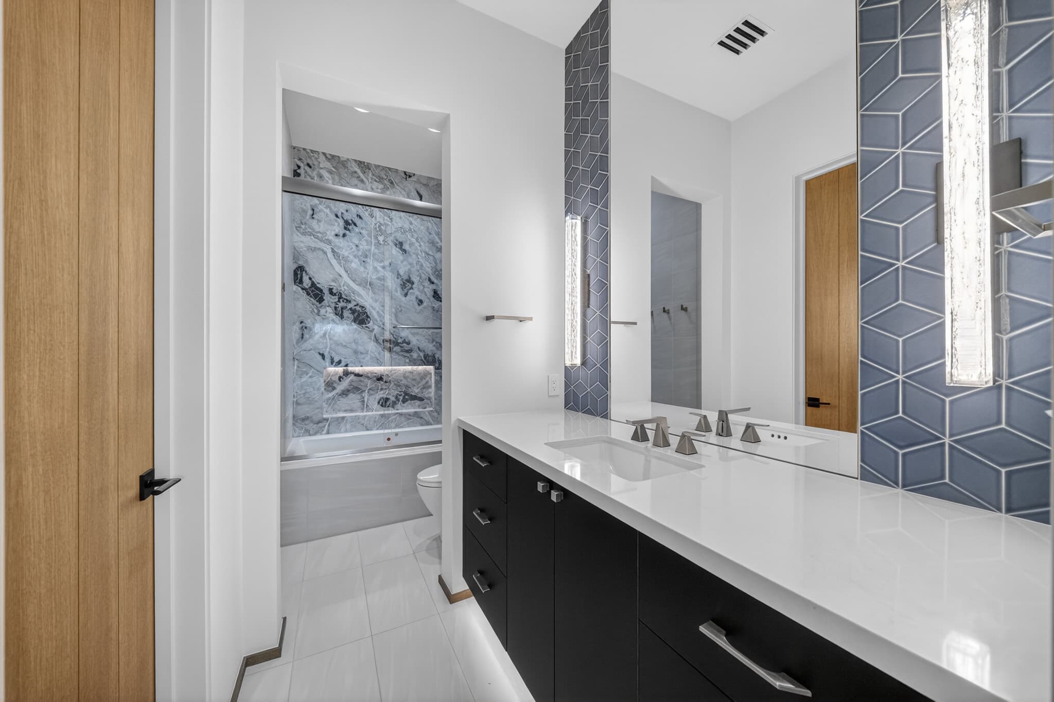 Desert Space thumbnail 24