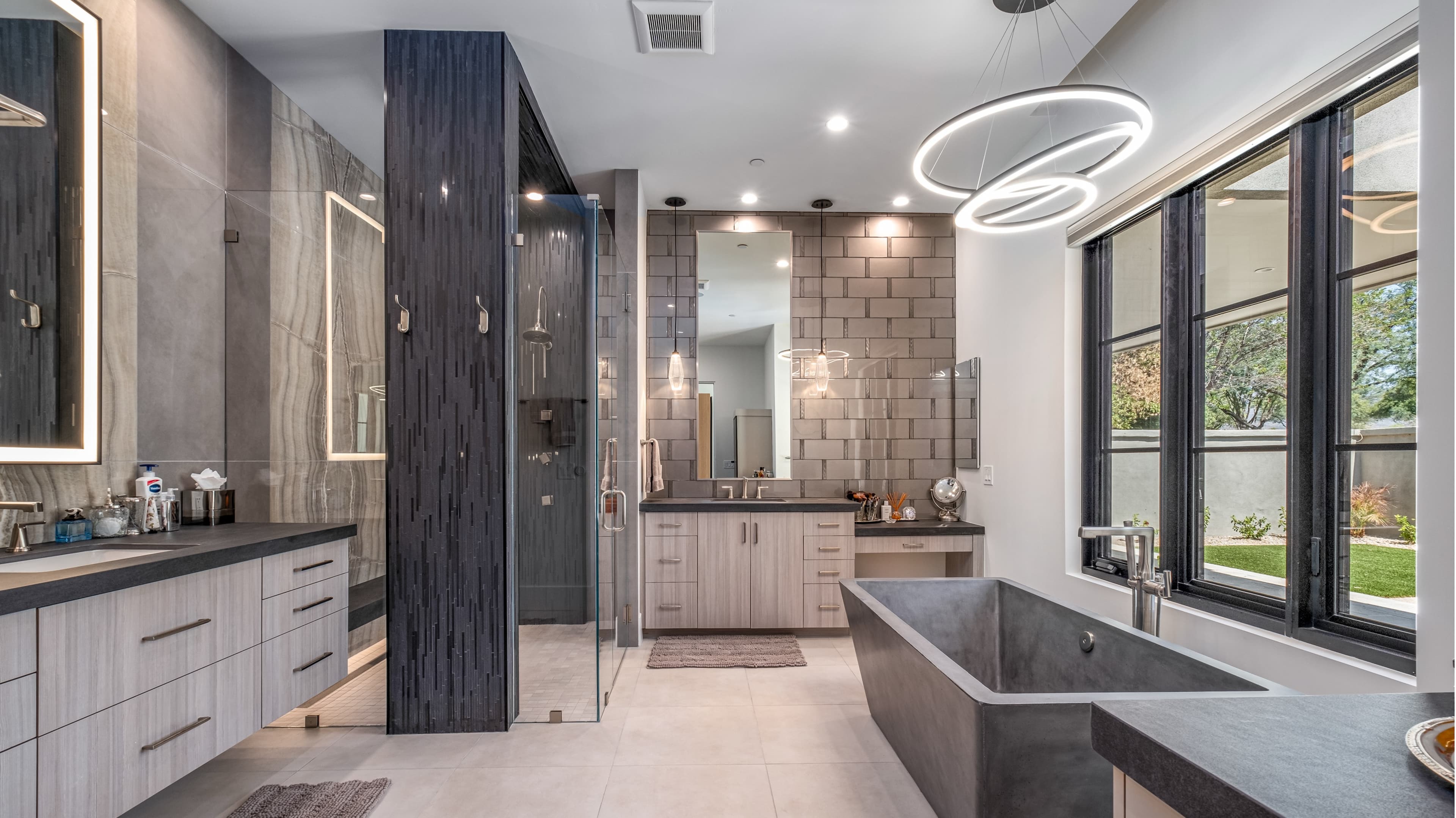 Armstrong Construction Group