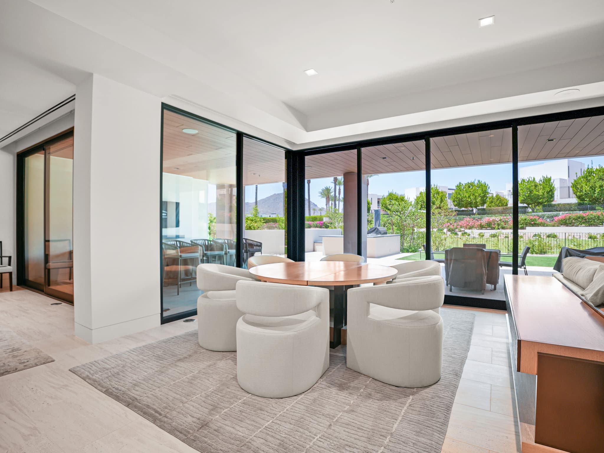 Armstrong Construction Group